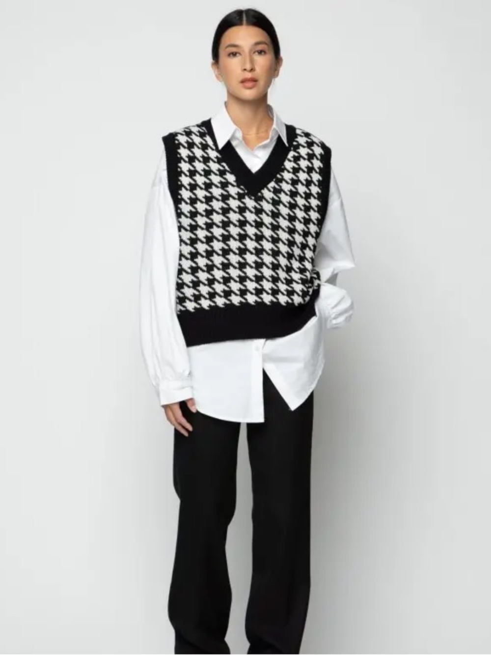 OAK + FORT Black White Houndstooth V-Neck Sweater Vest